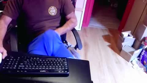 Snapshot of nicecck24 chatting on 09/13/25, 02:44 nicecck24 online show from 09/13/25, 02:44