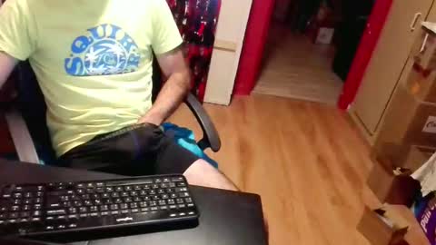 Snapshot of nicecck24 chatting on 11/17/25, 04:51 nicecck24 online show from 11/17/25, 04:51