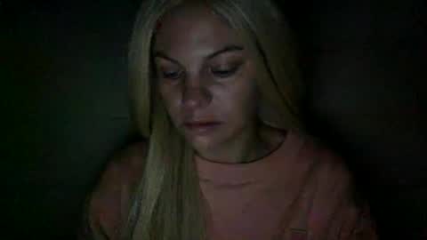 Snapshot of nicecolddrink2 chatting on 10/06/25, 09:40 Amber online show from 10/06/25, 09:40