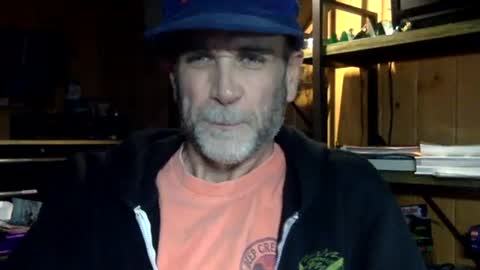 Snapshot of nicedickdave77 chatting on 05/28/26, 03:04 nicedickdave77 online show from 05/28/26, 03:04