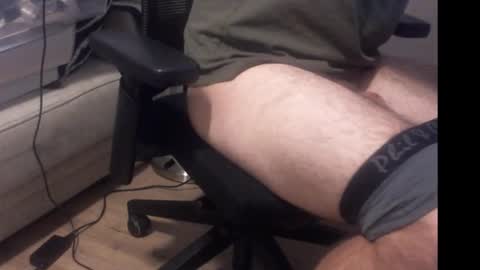 niceeggs0815 online show from 11/25/25, 06:24