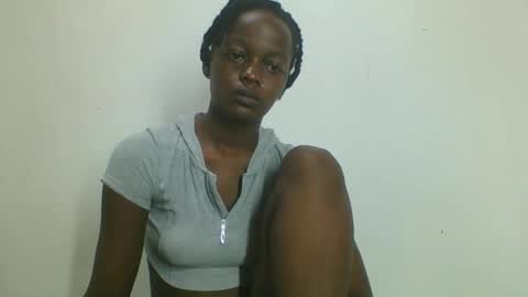 Snapshot of nicefantacy chatting on 04/19/26, 04:17 nicefantacy online show from 04/19/26, 04:17