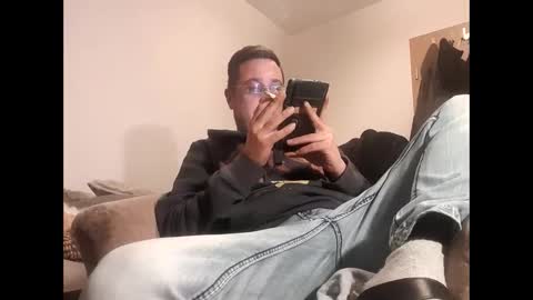 Snapshot of nicefuck0077 chatting on 03/18/26, 11:08 nicefuck0077 online show from 03/18/26, 11:08