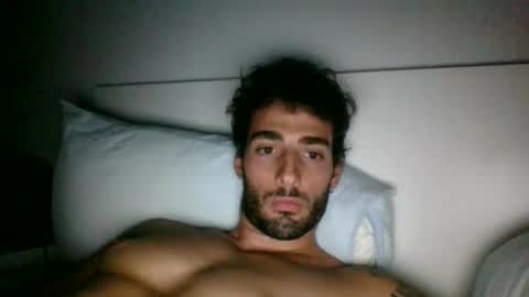 Snapshot of nicegguy9826 chatting on 09/16/25, 07:42 nicegguy9826 online show from 09/16/25, 07:42