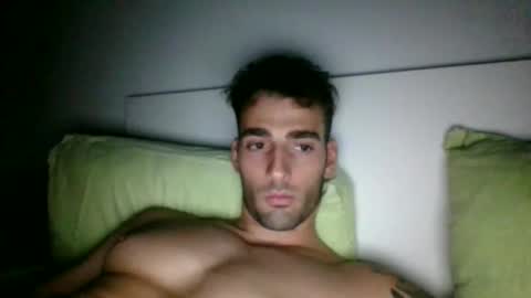 Snapshot of nicegguy9826 chatting on 10/15/25, 08:03 nicegguy9826 online show from 10/15/25, 08:03