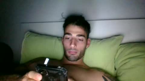 Snapshot of nicegguy9826 chatting on 10/18/25, 10:05 nicegguy9826 online show from 10/18/25, 10:05