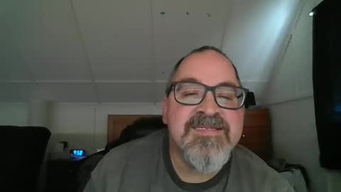 Snapshot of niceguy7208 chatting on 09/19/25, 01:56 niceguy7208 online show from 09/19/25, 01:56