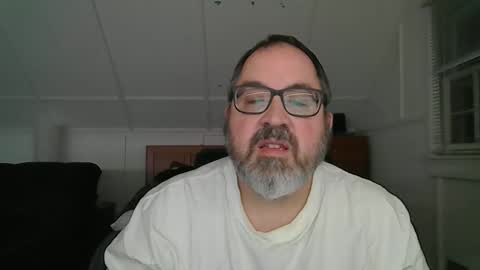 Snapshot of niceguy7208 chatting on 03/24/26, 05:45 niceguy7208 online show from 03/24/26, 05:45