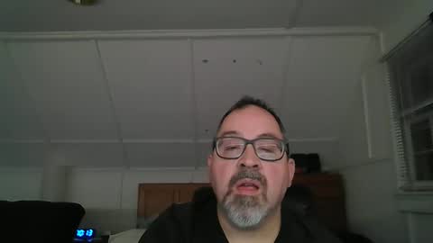 Snapshot of niceguy7208 chatting on 04/20/26, 02:14 niceguy7208 online show from 04/20/26, 02:14