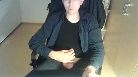 NiceGuyFlo online show from 10/30/25, 02:02