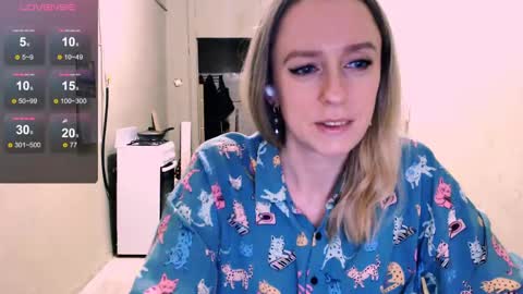 Kathrine online show from 04/18/26, 09:37