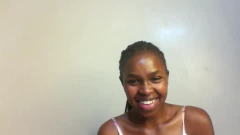 Snapshot of nicemillow chatting on 12/08/24, 11:19 nicemillow online show from 12/08/24, 11:19