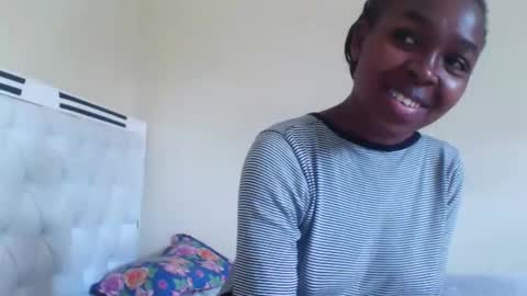 Snapshot of nicemillow chatting on 12/10/24, 09:01 nicemillow online show from 12/10/24, 09:01