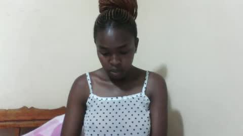 Snapshot of nicemillow chatting on 03/07/25, 07:27 nicemillow online show from 03/07/25, 07:27