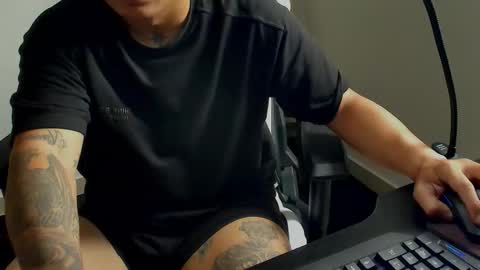 Camila And Steeven online show from 10/24/25, 05:42