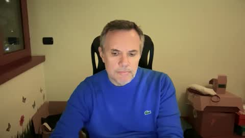 Snapshot of niceshy_71 chatting on 01/20/25, 04:34 Andrew online show from 01/20/25, 04:34