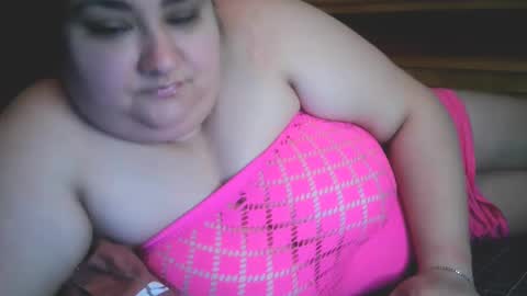 Snapshot of nicholle chatting on 01/13/25, 02:50 Nicholle online show from 01/13/25, 02:50