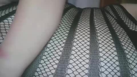 Snapshot of nicholle chatting on 01/23/25, 04:52 Nicholle online show from 01/23/25, 04:52