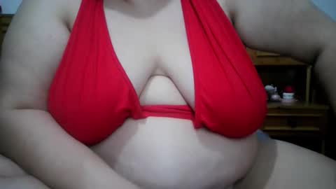 Snapshot of nicholle chatting on 04/14/26, 09:43 Nicholle online show from 04/14/26, 09:43