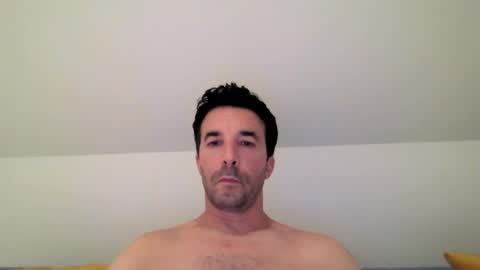 Snapshot of niciboi chatting on 08/02/26, 10:52 James online show from 08/02/26, 10:52