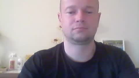 Snapshot of nick1990b chatting on 04/23/26, 05:37 nick1990b online show from 04/23/26, 05:37