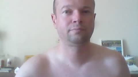 Snapshot of nick1990b chatting on 07/29/26, 12:14 nick1990b online show from 07/29/26, 12:14