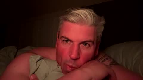 nick578320 online show from 09/10/25, 12:49