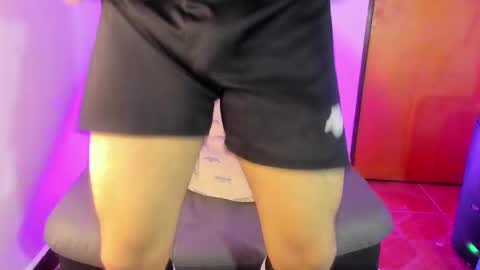 Snapshot of nick_1606 chatting on 03/08/25, 11:18 nick online show from 03/08/25, 11:18