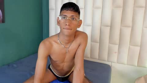 Snapshot of nick_collins20 chatting on 02/01/25, 02:47 Nick online show from 02/01/25, 02:47