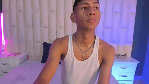 Snapshot of nick_collins20 chatting on 02/18/25, 08:25 Nick online show from 02/18/25, 08:25