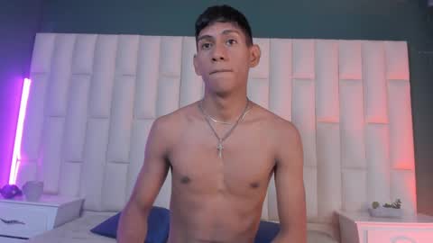 Snapshot of nick_collins20 chatting on 02/28/25, 05:37 Nick online show from 02/28/25, 05:37