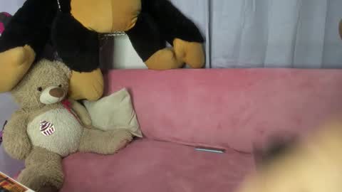 Snapshot of nick_damon chatting on 02/13/26, 08:49 Nick online show from 02/13/26, 08:49