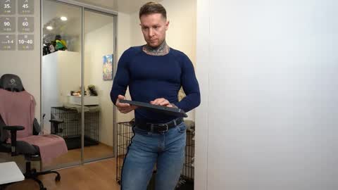 nick_howlenxx online show from 10/30/25, 05:02