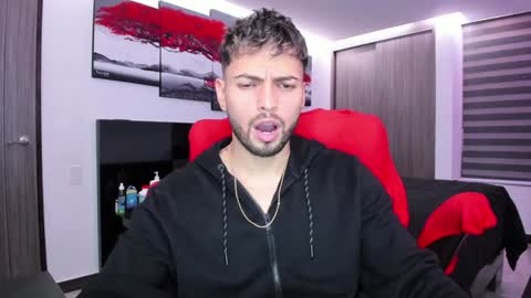 Snapshot of nick_klaus chatting on 12/14/24, 12:01 Nick Klaus online show from 12/14/24, 12:01