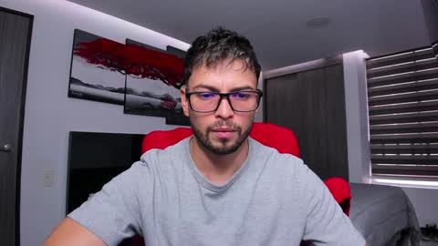 Snapshot of nick_klaus chatting on 01/07/25, 09:35 Nick Klaus online show from 01/07/25, 09:35