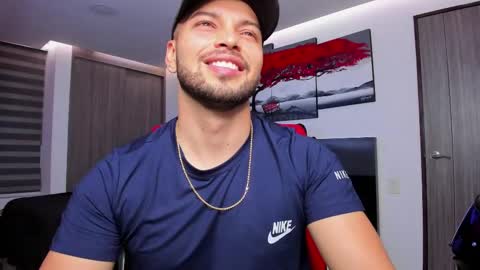 Snapshot of nick_klaus chatting on 09/17/25, 11:28 Nick Klaus online show from 09/17/25, 11:28