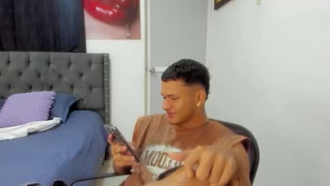 Snapshot of nick_master2 chatting on 05/19/26, 05:03 nick_master2 online show from 05/19/26, 05:03