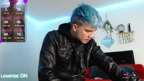 Snapshot of nick_torn chatting on 06/12/26, 04:50 Nick online show from 06/12/26, 04:50