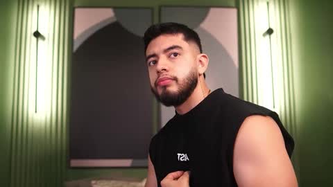 Jhohan online show from 10/28/25, 12:09