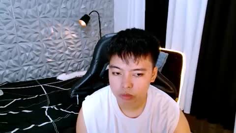 Snapshot of nickdaks chatting on 07/19/26, 04:00 nickdaks online show from 07/19/26, 04:00
