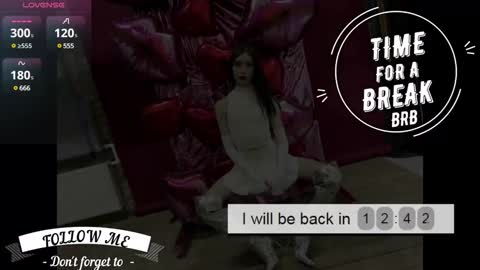 Nickie online show from 12/02/24, 08:19