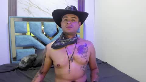 Snapshot of nickk_jonson chatting on 03/21/26, 01:05 nickk_jonson online show from 03/21/26, 01:05