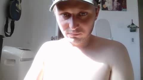 Nickleee online show from 02/10/25, 09:15