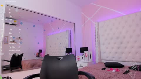 Snapshot of nickky_thompson chatting on 01/18/25, 01:18 nickky online show from 01/18/25, 01:18