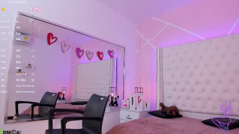 Snapshot of nickky_thompson chatting on 02/25/25, 04:53 nickky online show from 02/25/25, 04:53