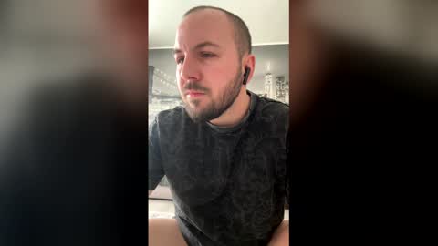 Snapshot of nickolas22 chatting on 03/04/26, 10:10 Julian online show from 03/04/26, 10:10