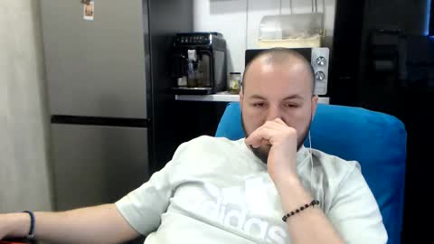 Snapshot of nickolas22 chatting on 03/16/26, 11:09 Julian online show from 03/16/26, 11:09