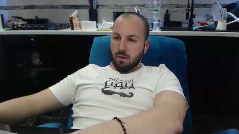 Snapshot of nickolas22 chatting on 03/26/26, 11:32 Julian online show from 03/26/26, 11:32