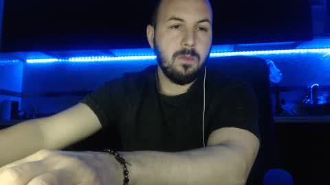 Snapshot of nickolas22 chatting on 04/01/26, 10:18 Julian online show from 04/01/26, 10:18