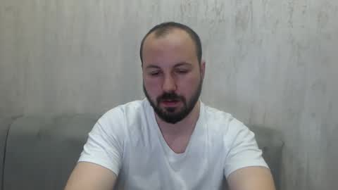 Snapshot of nickolas22 chatting on 05/04/26, 09:11 Julian online show from 05/04/26, 09:11